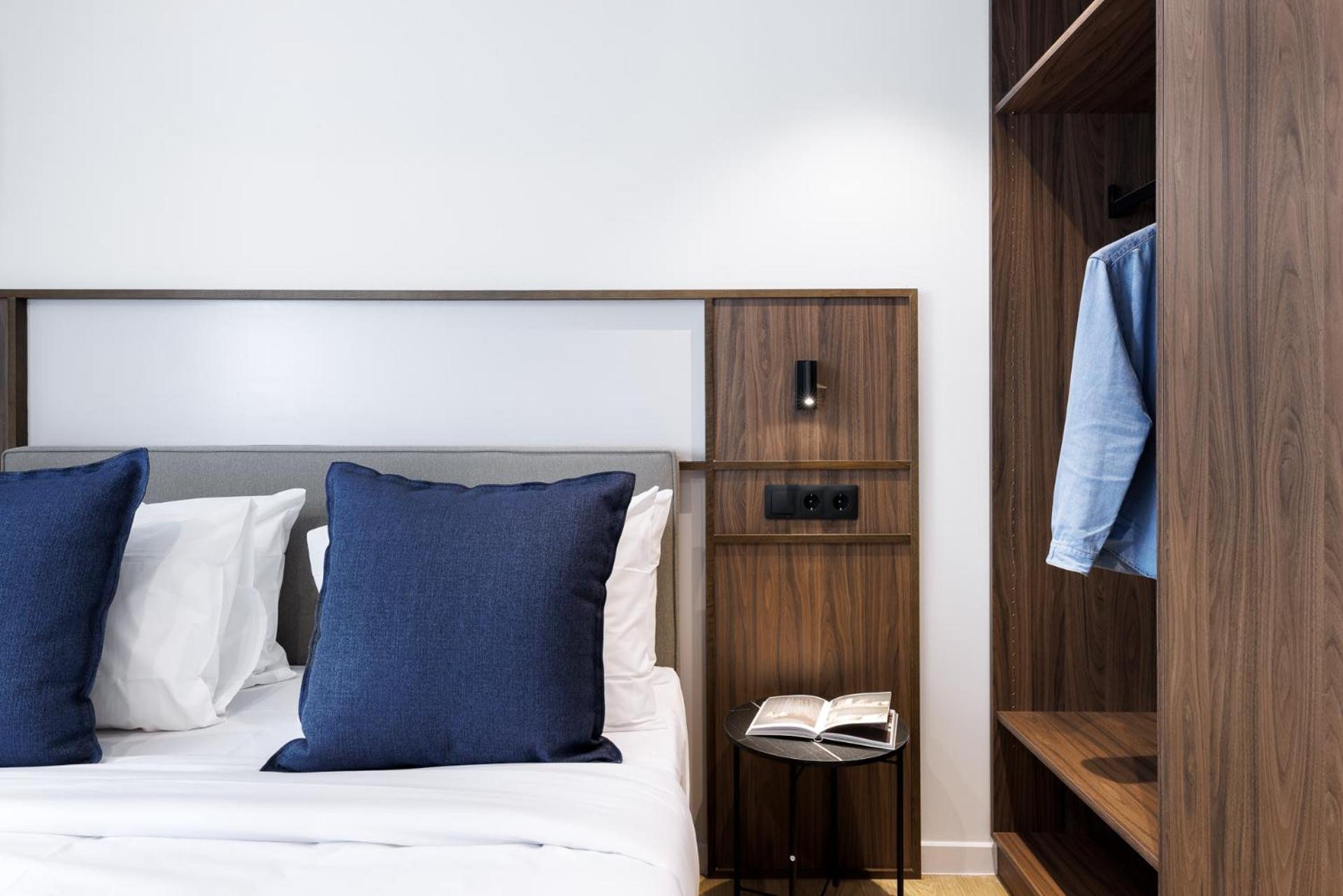 More By Zoia Living Athene Buitenkant foto