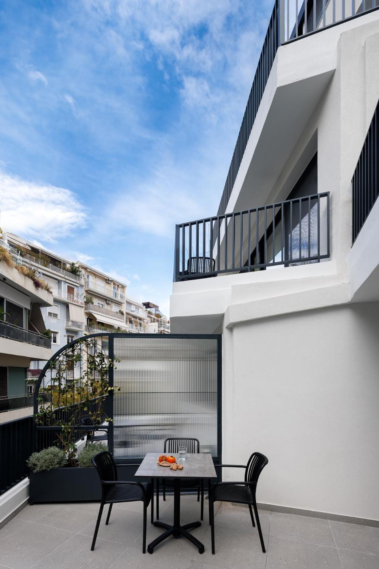 More By Zoia Living Athene Buitenkant foto